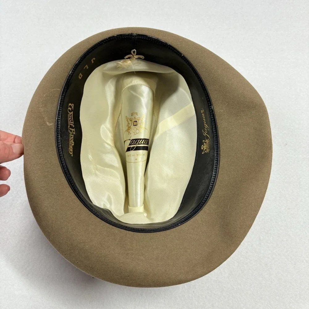 Vintage‎ Knox Jaguar Fedora Hat~ 7-1/8 Beige Feather Wrap Detail Classic